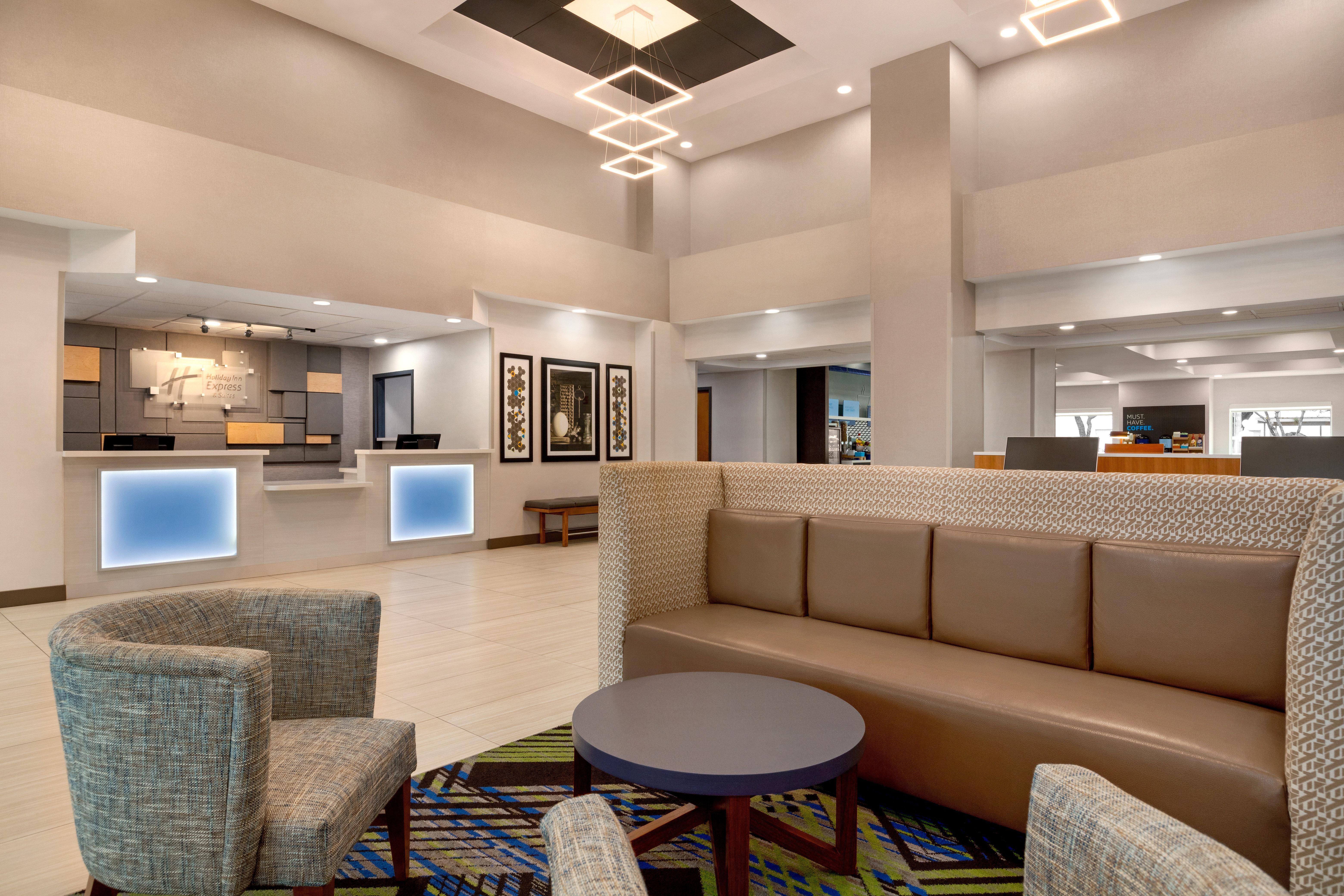 Holiday Inn Express & Suites Pembroke Pines-Sheridan St By Ihg Exterior photo